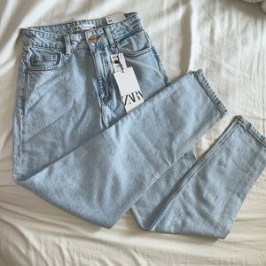 BNWT ZARA MOM JEANS